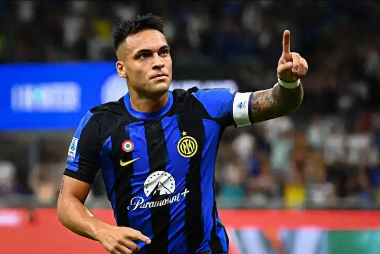 也展示了球 也展示了球