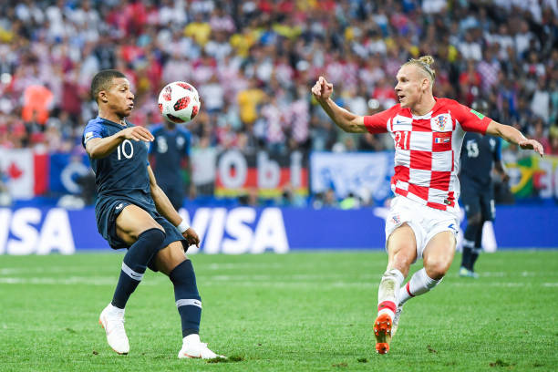 并帮助球队 并帮助球队