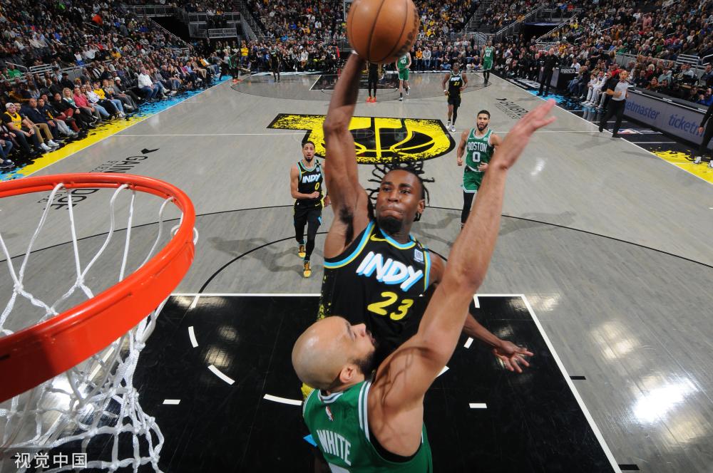 应该期待更 应该期待更